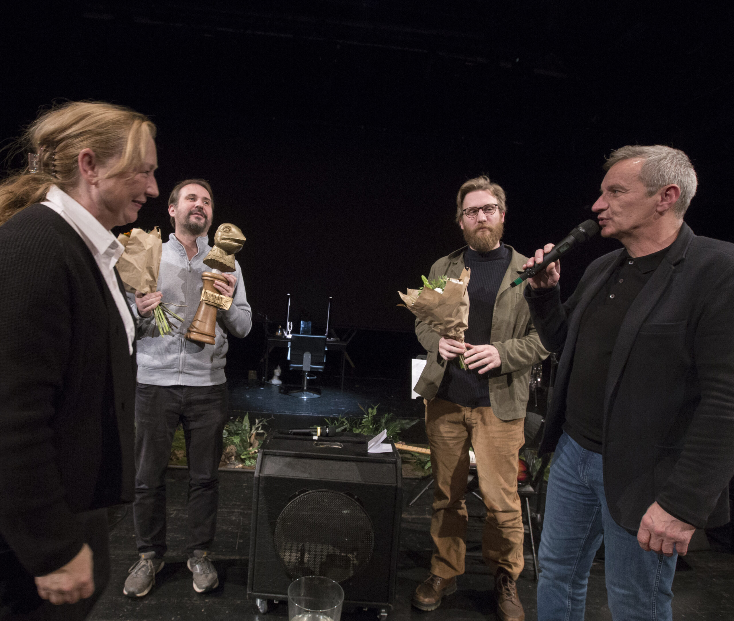 Simona Chalupová, předsedkyně Českého střediska UNIMA, Jakub Vašíček, režisér, Karel Czech, scénograf, Michal Drtina, člen předsednictva UNIMA (foto Irena Vodáková)