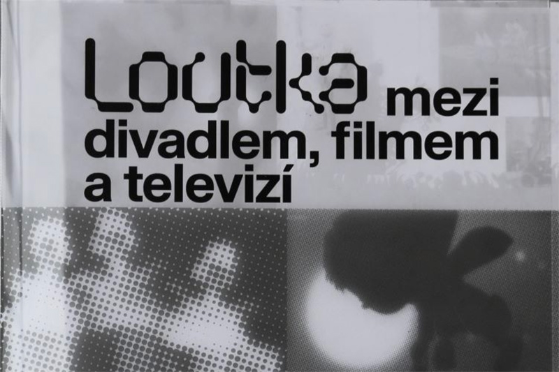Kniha Loutka mezi divadlem, filmem a televizí
