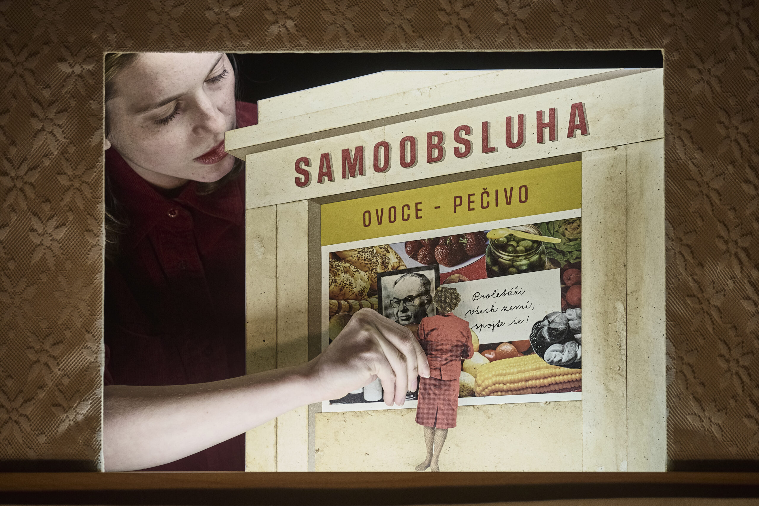 Dominik Migač, Marta Hermannová, Jan Pichler / Soudružky s kroužky