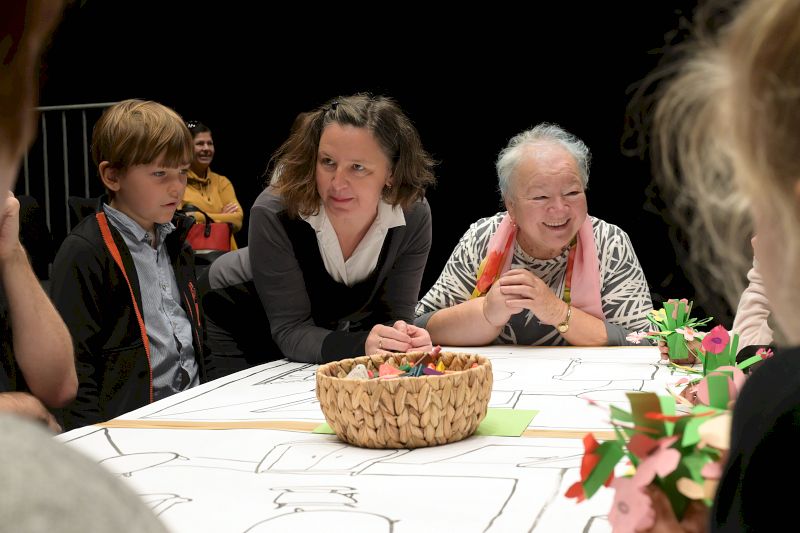 Divadlo loutek, Ostrava / Vezmi babičku do divadla