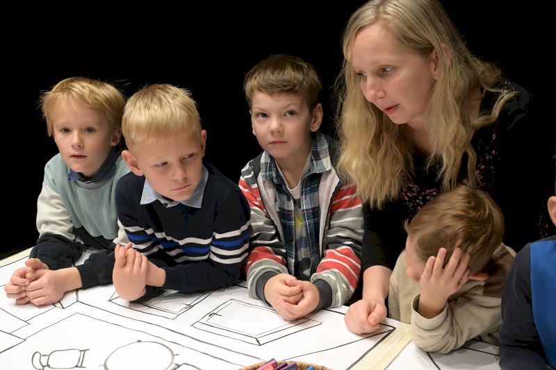 Divadlo loutek, Ostrava / Vezmi babičku do divadla