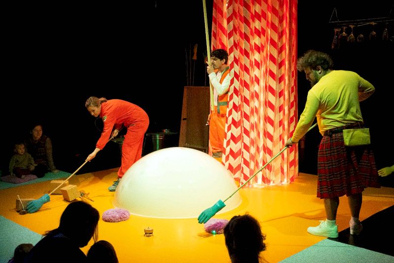 Divadlo DRAK / Tichomoří gumák