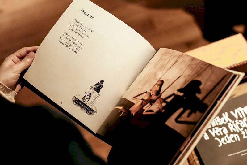 Valdštejnská lodžie - kulturní imaginárium / Duše dřeva Piškandera