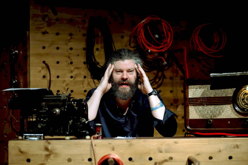 Divadlo Alfa Plzeň / Legenda Batlička: Na vlnách dobrodružství