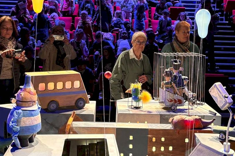 Naivní divadlo Liberec / Červený balónek