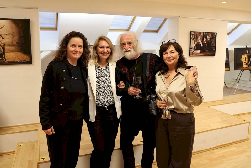 Ilona Rejholcová, Monika Koblerová, Jindřich Štreit, Nora Gill